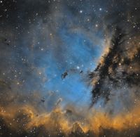 _20201106_NGC281_PacmanNebula_SHO_Hubble_crop_Topaz2_blend_partially